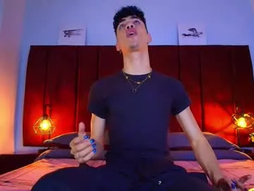 angelsofaurora – webcam model profile photo Image 6