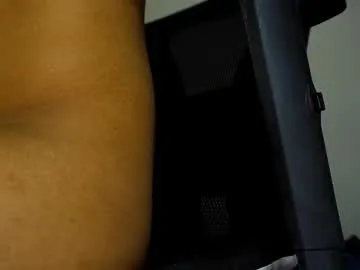 dongfatherproductions – webcam model profile photo Image 2