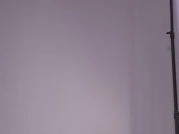 bro_friends – webcam model profile photo Image 15