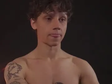 bro_friends – webcam model profile photo Image 4