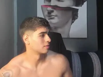 bryam_hot – webcam model profile photo Image 18