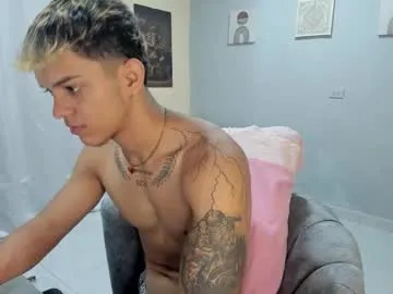 mason_jr – webcam model profile photo Image 10
