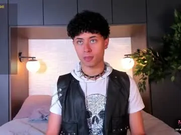 pretur_crubaa – webcam model profile photo Image 17