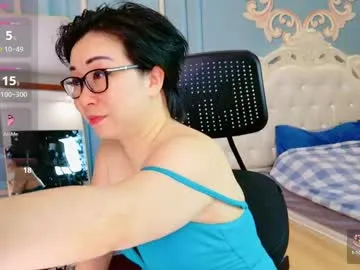 ellediane – webcam model profile photo Image 12