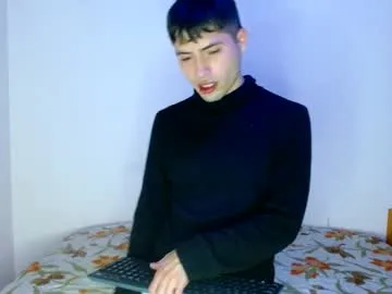 lucacharm – webcam model profile photo Image 19