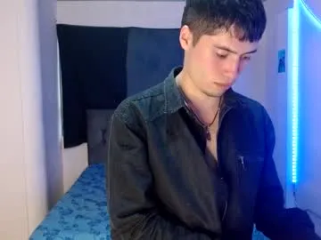 lucacharm – webcam model profile photo Image 6