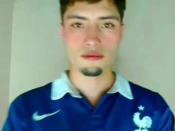lucacharm – webcam model profile photo Image 8