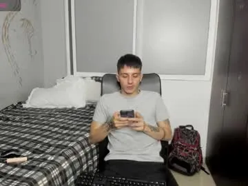 oscar_miller_ – webcam model profile photo Image 19