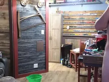 sherlockmax – webcam model profile photo Image 9