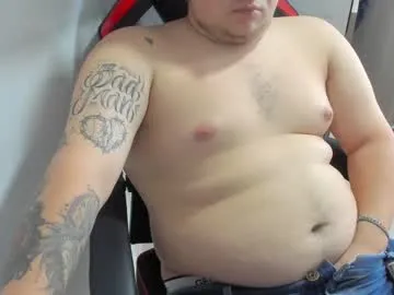 onewhiteboichub Image 18