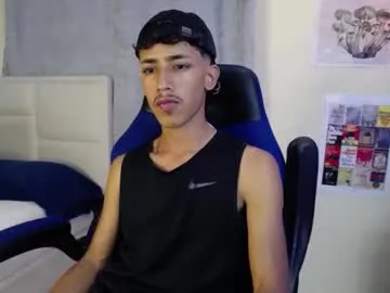 wet_dreamm22 – webcam model profile photo Image 13