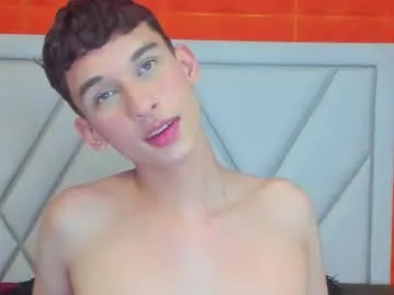 michael_twinkk – webcam model profile photo Image 9