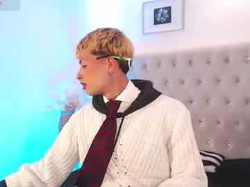 playussoftly – webcam model profile photo Image 18