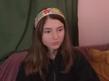 AngerlaMei – webcam model profile photo Image 4