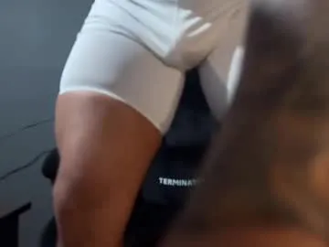 lina_kriss – webcam model profile photo Image 3