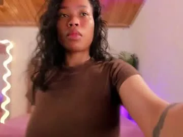 pinkadele – webcam model profile photo Image 10