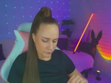 MaddyScarlett – webcam model profile photo Image 5