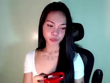 MiraKova – webcam model profile photo Image 8