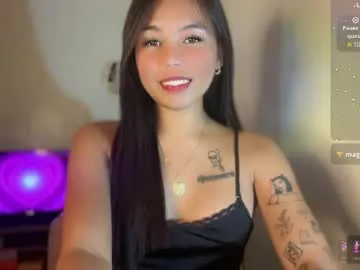 petitegirlx69 Image 16