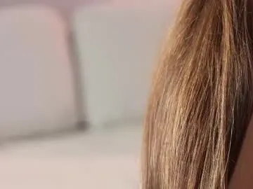 pinkadele – webcam model profile photo Image 16