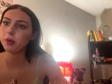 campanitacow – webcam model profile photo Image 3