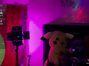 GigiDaven – webcam model profile photo Image 13