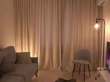 double_magic_ – webcam model profile photo Image 2