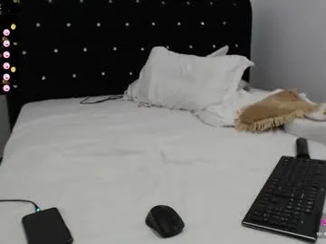 bright_diamonds_054 – webcam model profile photo Image 8