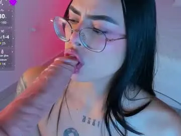 ChloeCerisse – webcam model profile photo Image 8