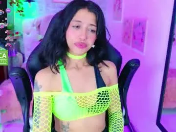 pinkypuppa – webcam model profile photo Image 13