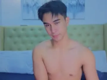 bryam_hot – webcam model profile photo Image 4