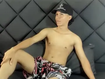 baby6_boy9 – webcam model profile photo Image 16