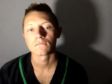 boysdeluxemilitary – webcam model profile photo Image 10