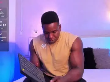 dongfatherproductions – webcam model profile photo Image 18