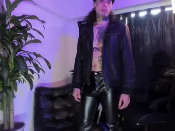 garret_alvin_ – webcam model profile photo Image 10