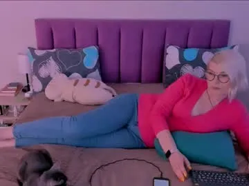 sabrinamacmarren Image 19