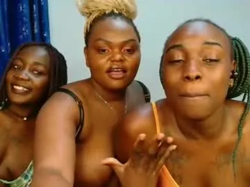 sexy_hot_friends_ – webcam model profile photo Image 18