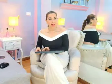 samanthamilf__ Image 6
