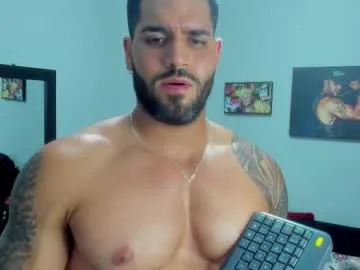 pinkypuppa – webcam model profile photo Image 2