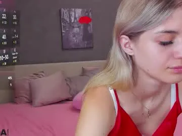 BrianaKaine – webcam model profile photo Image 6