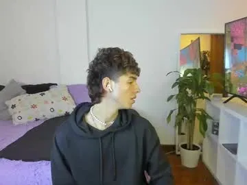 domd3 – webcam model profile photo Image 8