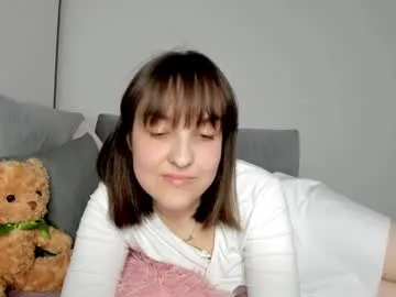 playussoftly – webcam model profile photo Image 3