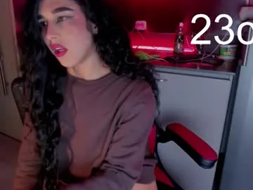 pinkadele – webcam model profile photo Image 5