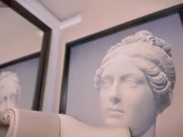 LauraRiccoo – webcam model profile photo Image 10