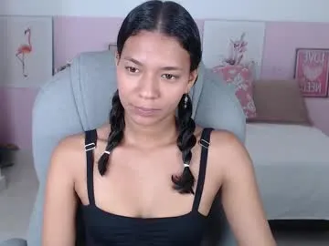 scarletttsinner – webcam model profile photo Image 2