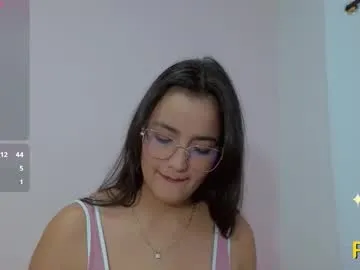 MiahParker – webcam model profile photo Image 5