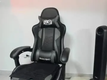 bryam_hot – webcam model profile photo Image 13