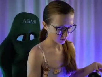 your_dolls – webcam model profile photo Image 7