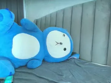 double_magic_ – webcam model profile photo Image 17