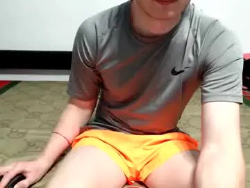 ululante – webcam model profile photo Image 14